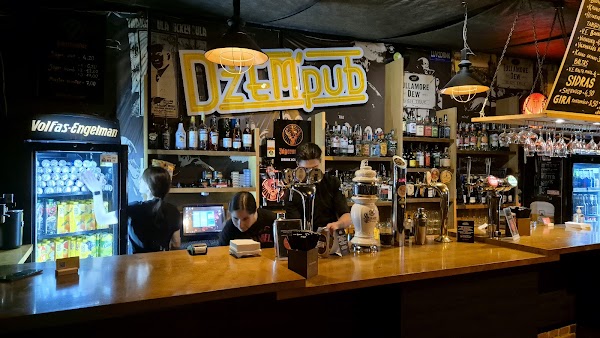 Džem Pub